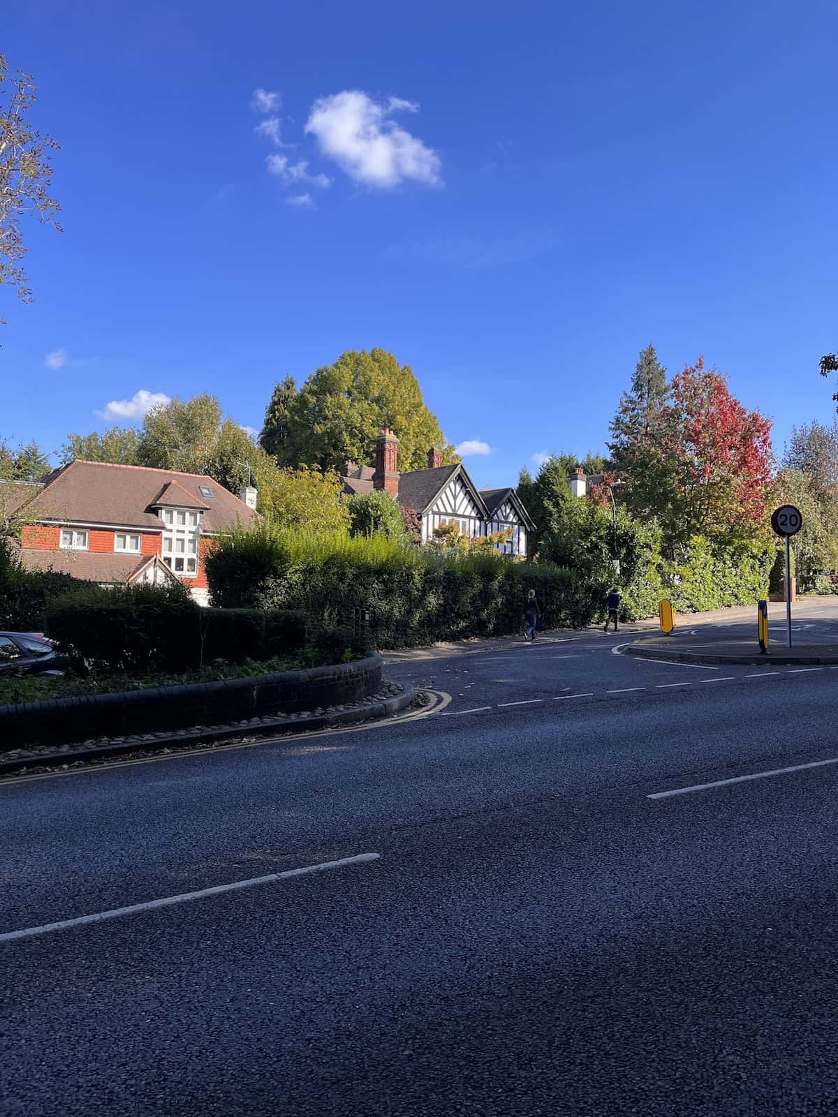 Walk from Sevenoaks station to Knole House.