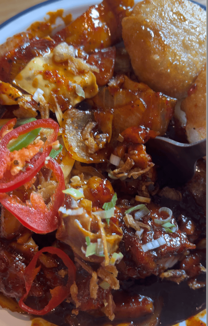 Spicy chicken and rice at Clapping Seoul in Tower Bridge.
