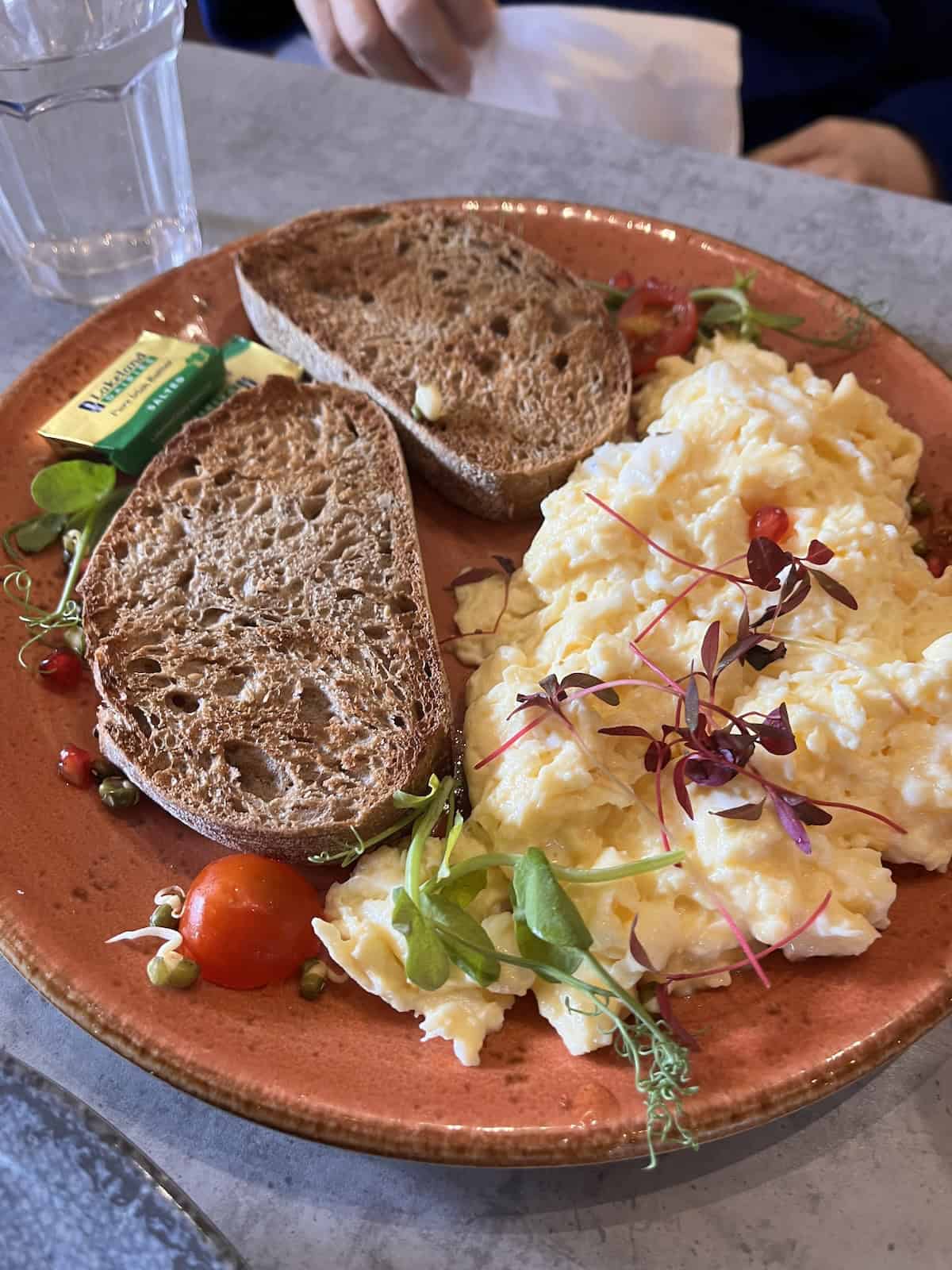 Breakfast at Mali's in Chiswick.