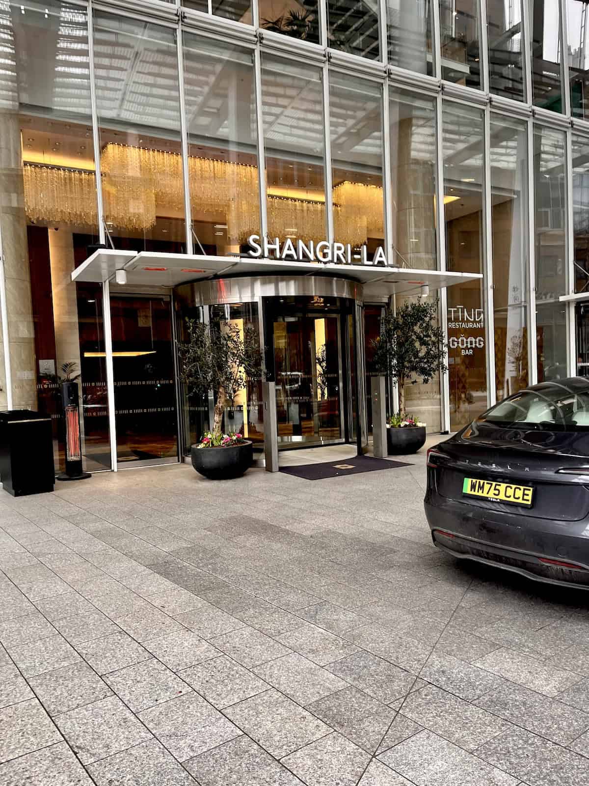 Entrance to Shang ri La Hotel in London.
